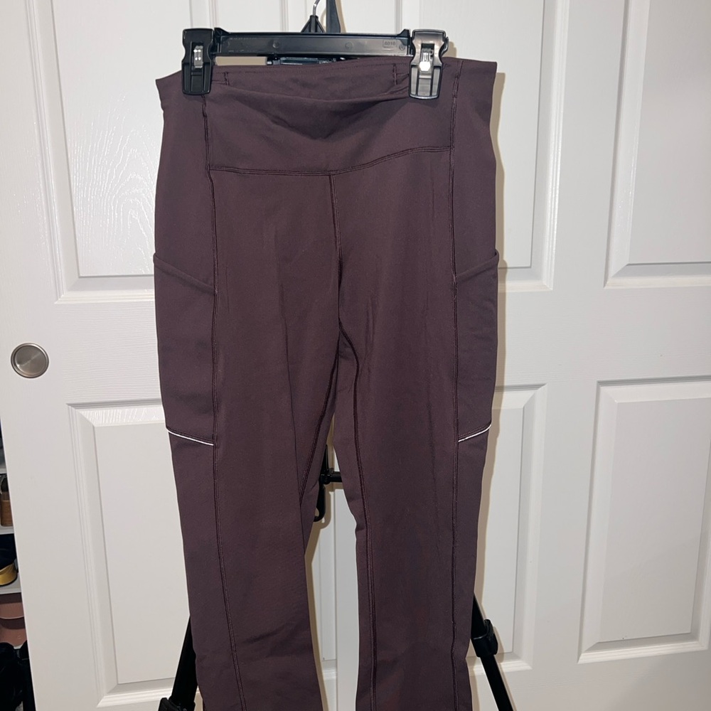 Dark purple Lululemon cropped Leggings